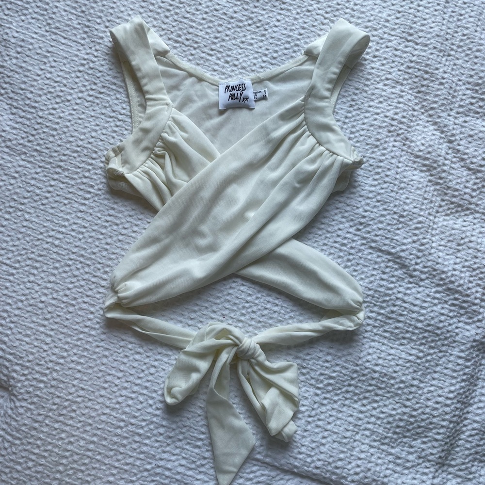 Princess polly Taylor top white size 2